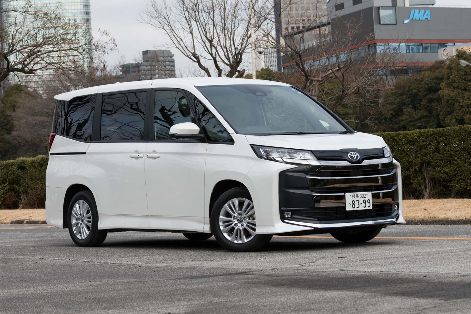 Toyota Noah Voxy 2022 current Suzuki Landy R90 Car Voting FH 